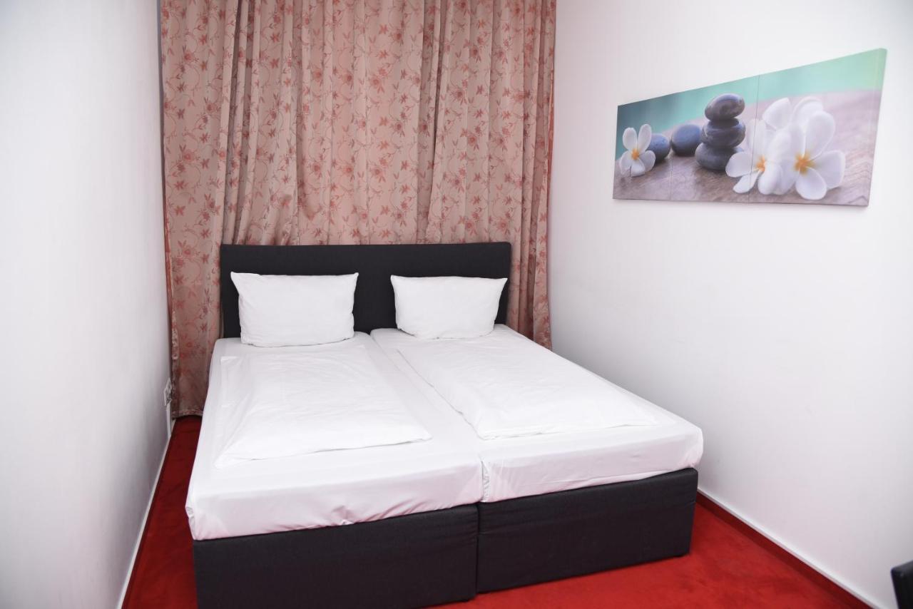 Hotel Twinhof Hamburgo Habitación foto